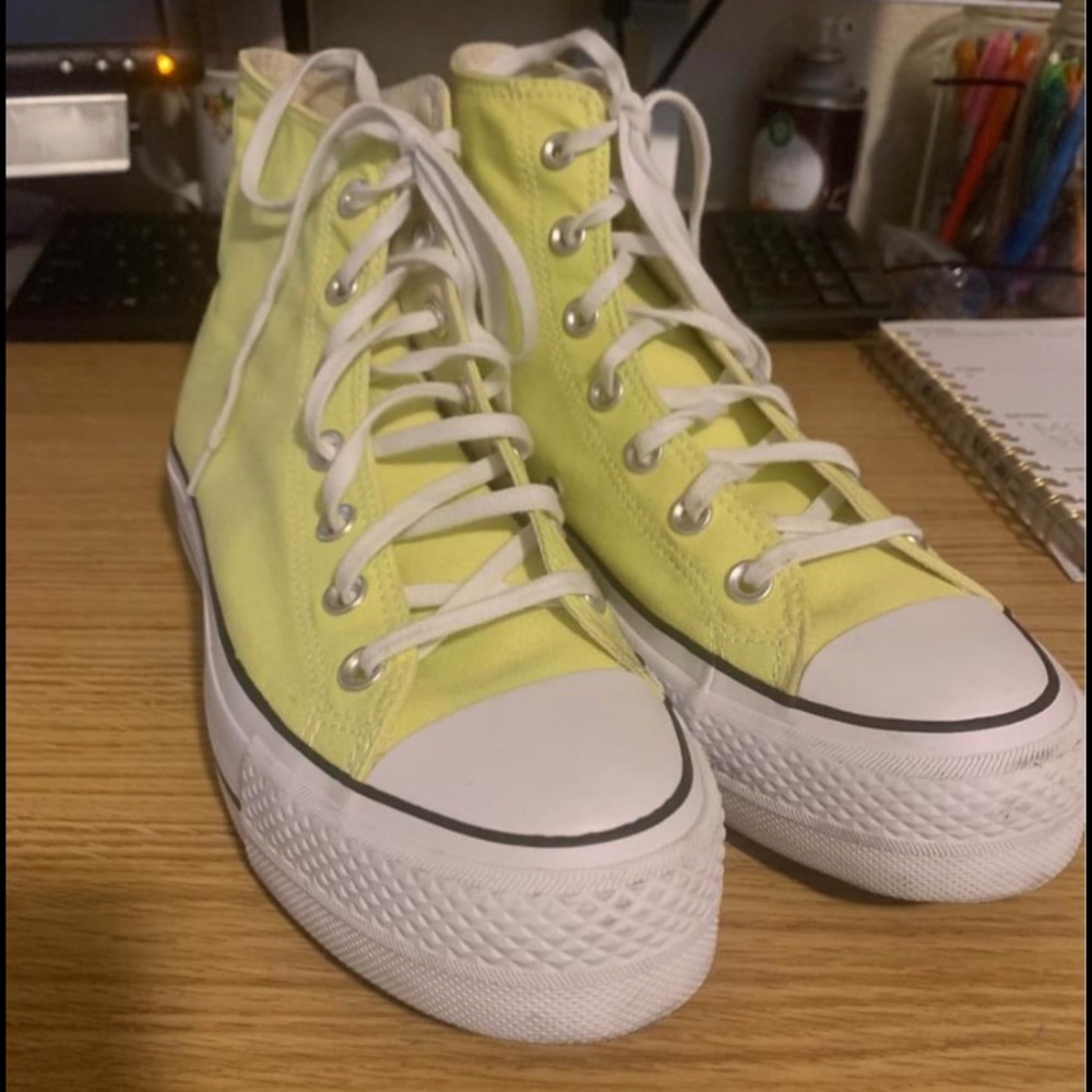 Yellow Platform Converse